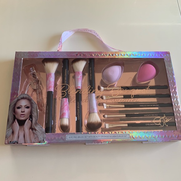NWT- PARIS HILTON Blending Bouquet set - Picture 4 of 7